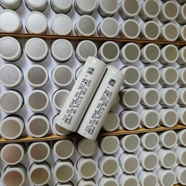 Factory Wholesale Molicel Ncr21700t Inr21700 P42a P45b M50a P50b 3.7V 5000mAh Lithium Ion Li-Ion 21700 Battery Cell for Electric Tools