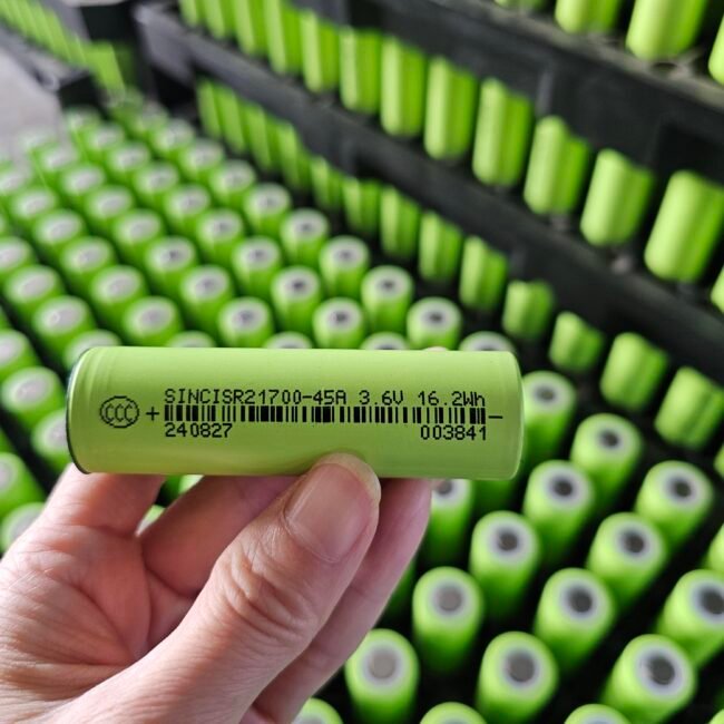 High Capacity 21700 Rechargeable Lifepo4 Lithium Iron Battery Cell 3.6v 4500mah for Electric Scooter Home Energy Battery