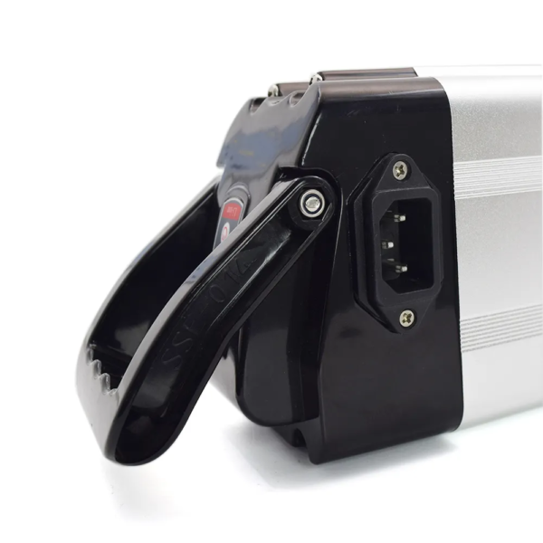 银鱼电池 3 Factory Direct sell 24/36/48V Silverfish Discharge Electric Bicycle Battery Pack Cylindrical Lithium Ion Anti-Theft Cross-Border Access